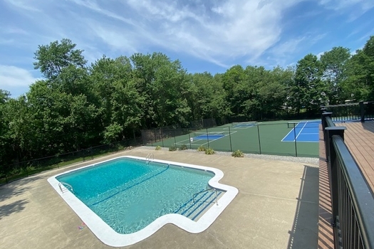 Swimming Pool & Tennis Courts